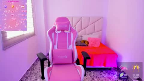  independient model online show from September 2025 02:16:01 PM