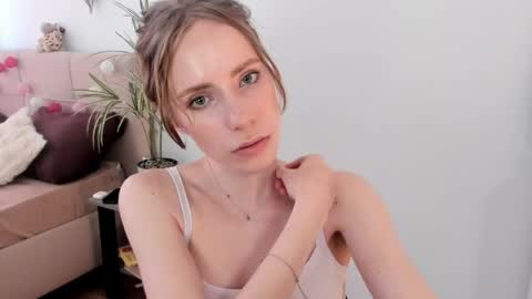 Snapshot of imogensy chatting on May 2026 10:21:02 AM my name Imo Fansly online show from May 2026 10:21:02 AM