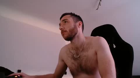 Flummi online show from October 2025 01:17:01 AM