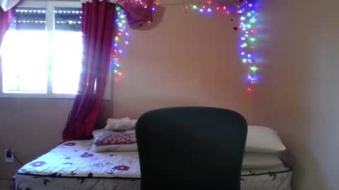 Florencia online show from April 2026 06:16:01 PM