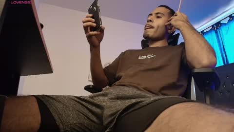 Snapshot of imyourg0d chatting on June 2026 03:45:01 PM Daniel thumb up me please its important Im new INDEPENDENT MODEL online show from June 2026 03:45:01 PM