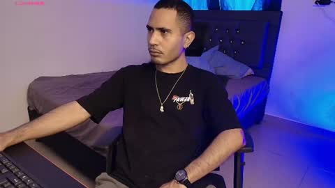 Snapshot of imyourg0d chatting on July 2026 01:28:01 PM Daniel thumb up me please its important Im new INDEPENDENT MODEL online show from July 2026 01:28:01 PM