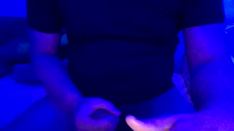 Inchesofhappiness7 online show from November 2025 03:06:02 PM