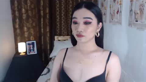 indestructabletrixie online show from January 2025 06:48:01 PM