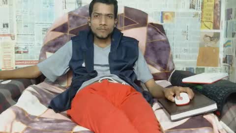 Snapshot of indian_bengali_boy chatting on February 2026 09:31:01 PM Suman Leo online show from February 2026 09:31:01 PM