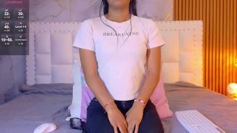 LITTLE AINHOA  online show from March 2026 08:12:01 PM