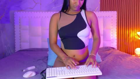 LITTLE AINHOA  online show from April 2026 07:54:01 PM