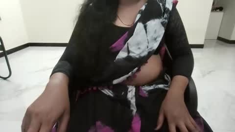 indiangirl2see online show from October 2025 04:17:01 PM