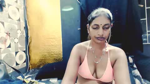 Snapshot of indianhoneyx chatting on February 2026 06:34:02 PM indianhoneyx online show from February 2026 06:34:02 PM