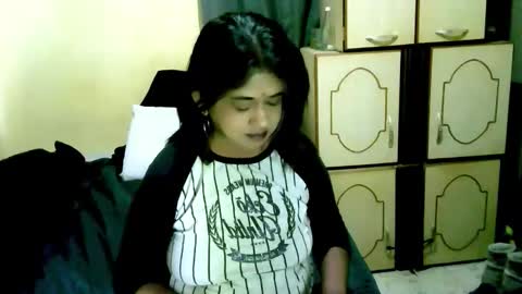 indianpleasures21 online show from June 2026 07:04:02 PM