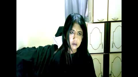 indianpleasures21 online show from June 2026 10:21:02 AM