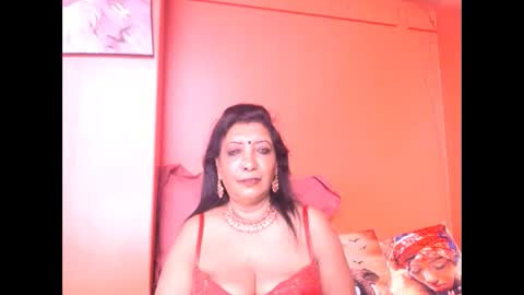 indiansarika65 online show from November 2025 04:00:01 AM