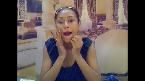 indiansexybutt4u2luv online show from February 2026 06:30:02 AM