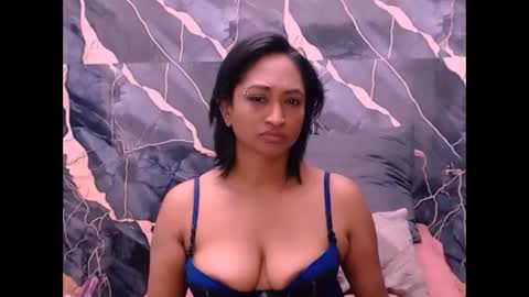 Shreya online show from October 2025 02:41:02 AM