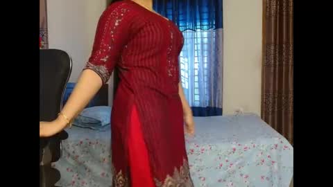 tina online show from November 2025 08:58:01 AM