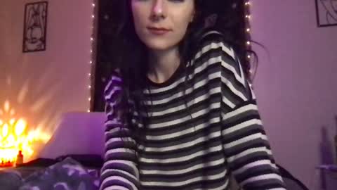 Indigo Bay online show from January 2025 07:32:01 AM