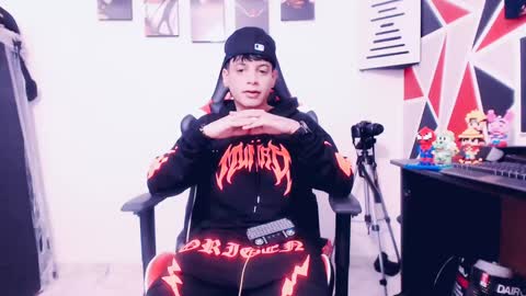 Snapshot of indomitablebeast chatting on January 2025 08:48:01 PM matias online show from January 2025 08:48:01 PM