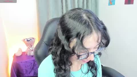 Snapshot of indra_cam chatting on June 2026 05:34:01 AM Diana online show from June 2026 05:34:01 AM