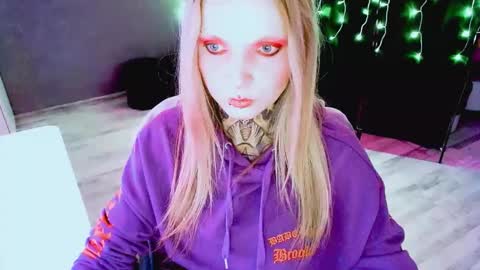 InesDesire online show from October 2025 09:21:01 PM