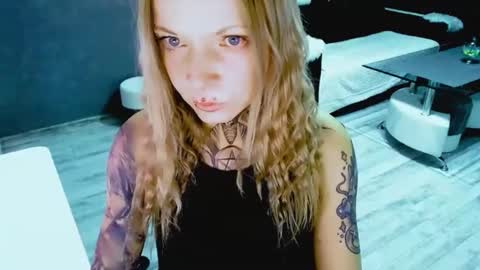 InesDesire online show from October 2025 08:27:05 AM