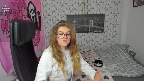Snapshot of iness_lex chatting on May 2026 07:04:02 AM iness_lex online show from May 2026 07:04:02 AM
