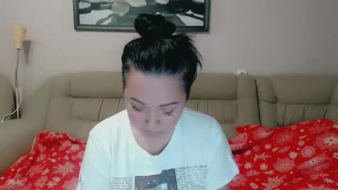 Snapshot of infinity_loveliness chatting on December 2024 11:22:02 AM Infinity online show from December 2024 11:22:02 AM