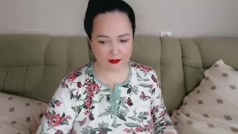 Snapshot of infinity_loveliness chatting on January 2025 10:22:01 AM Infinity online show from January 2025 10:22:01 AM