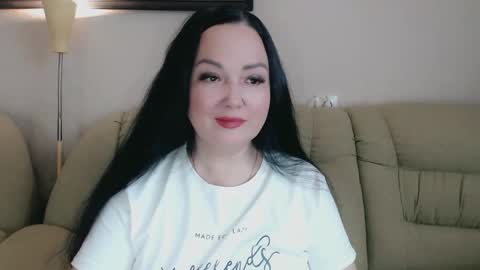 Snapshot of infinity_loveliness chatting on November 2025 09:19:01 AM Infinity online show from November 2025 09:19:01 AM