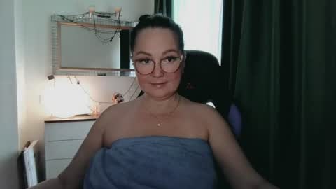 Snapshot of infinity_loveliness chatting on July 2026 07:02:01 AM Infinity online show from July 2026 07:02:01 AM