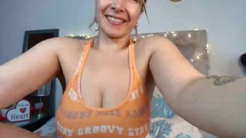 Snapshot of ingridbergman chatting on March 2026 01:28:01 PM online show from March 2026 01:28:01 PM