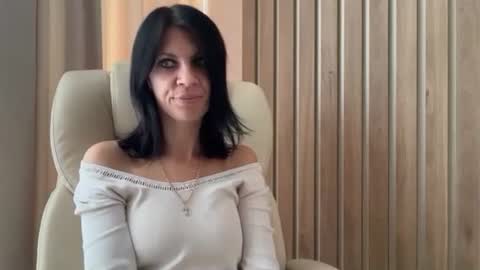 Snapshot of injaathome chatting on September 2025 10:25:02 AM InjaAtHome online show from September 2025 10:25:02 AM