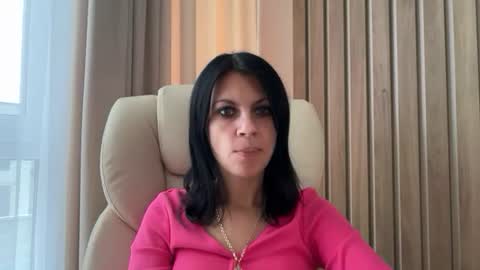Snapshot of injaathome chatting on October 2025 01:01:01 PM InjaAtHome online show from October 2025 01:01:01 PM