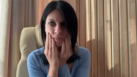 Snapshot of injaathome chatting on October 2025 01:34:02 PM InjaAtHome online show from October 2025 01:34:02 PM