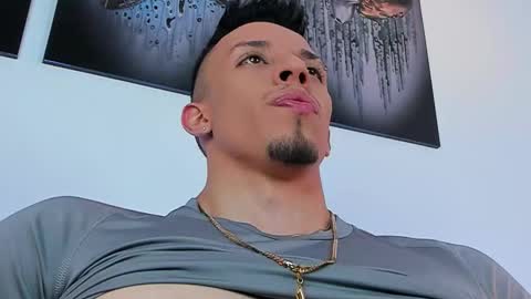 Snapshot of inkangelo chatting on September 2025 05:01:02 AM ANGELO online show from September 2025 05:01:02 AM