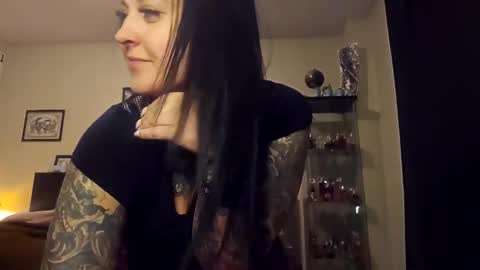 Snapshot of inkedcookies chatting on December 2024 08:37:02 AM inkedcookies online show from December 2024 08:37:02 AM