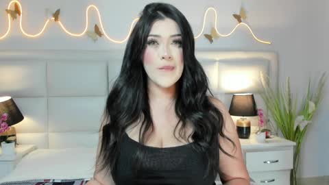 innavolkova online show from April 2026 02:25:02 PM