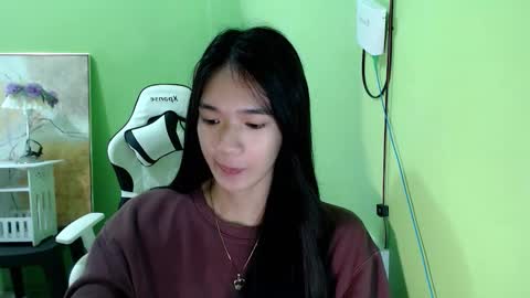 Reign online show from November 2025 08:41:01 PM