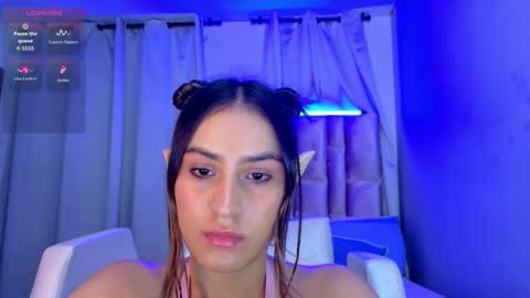 Snapshot of innoocentluna chatting on October 2025 04:09:02 AM Innoocent Luna online show from October 2025 04:09:02 AM