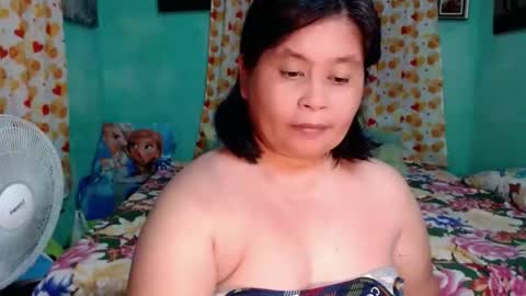 Snapshot of inocent_joy chatting on May 2026 05:43:01 PM inocent_joy online show from May 2026 05:43:01 PM