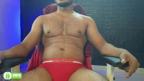 Snapshot of insanestud_miles chatting on May 2026 07:05:01 AM Miles online show from May 2026 07:05:01 AM