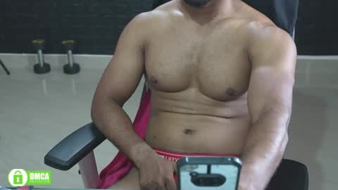 Snapshot of insanestud_miles chatting on June 2026 07:11:02 AM Miles online show from June 2026 07:11:02 AM