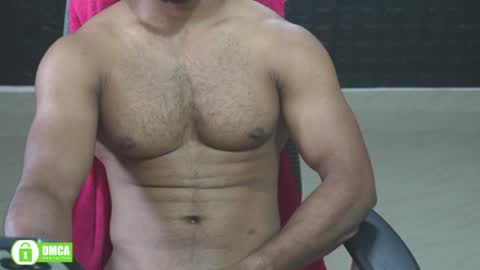 Snapshot of insanestud_miles chatting on June 2026 07:00:01 AM Miles online show from June 2026 07:00:01 AM