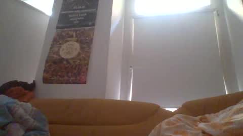 Snapshot of insanesunrise chatting on May 2026 05:45:02 PM insanesunrise online show from May 2026 05:45:02 PM