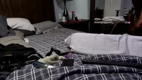 InsatiableCpl333 online show from January 2025 05:56:01 PM