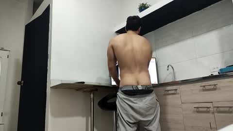 INSTAGRAM  camilodlx online show from November 2025 02:41:02 PM