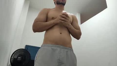 INSTAGRAM  camilodlx online show from November 2025 02:53:02 PM