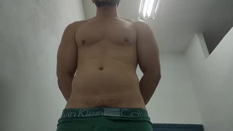 Snapshot of insistente chatting on January 2026 03:58:01 PM INSTAGRAM camilodlx online show from January 2026 03:58:01 PM