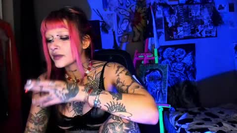 Insunnity666 online show from April 2026 09:01:02 PM