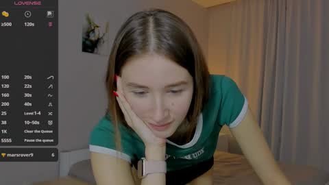 Snapshot of internetsexplorer chatting on January 2025 07:34:02 PM Bernadette Join online show from January 2025 07:34:02 PM