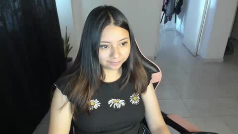 Iris 3 online show from December 2024 07:54:02 PM